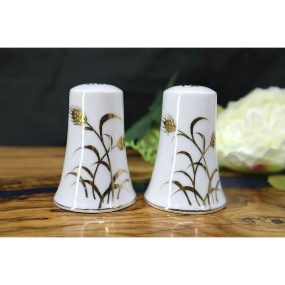 Vintage Lefton Salt Pepper Shakers Hand Painted Gold Wheat Made in Japan EVC - Picture 1 of 9